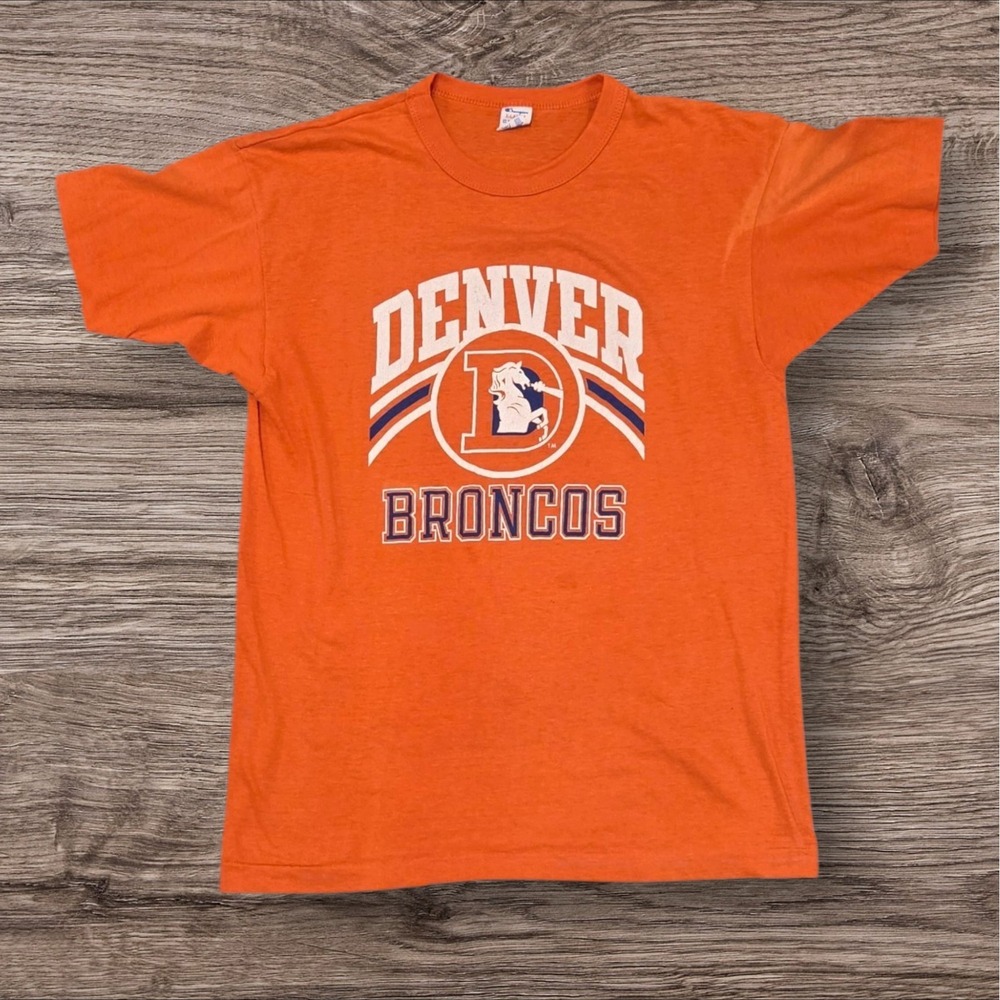 Vintage Champion Denver Broncos T Shirt Mens XL Orange Made in USA NFL Graphic
